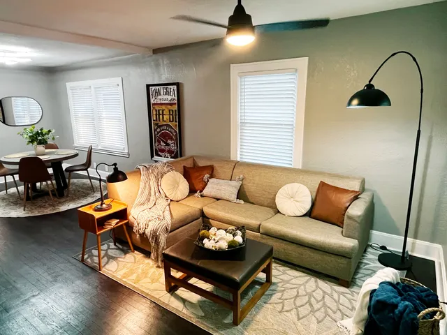 3 Bedrm Waldo Airplane Bungalow Pets OK! +Office!