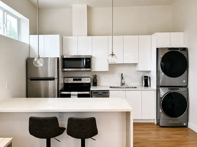 Cozy updated unit with patio