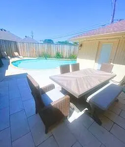 Private Home w/ pool | Kendra Scott | 5BR Sleeps 8