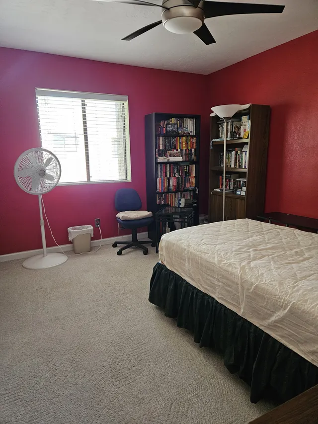 Mesa Room: Private Bath, Mont-to-Month