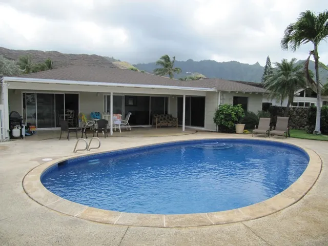 Hawaii Kai marina front Kuapa Isle