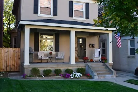 Charming 1BD Close to Hospitals and Downtown!