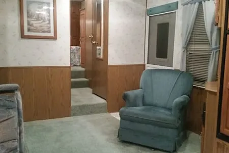 Cozy Campstop-NO CLEANING FEE